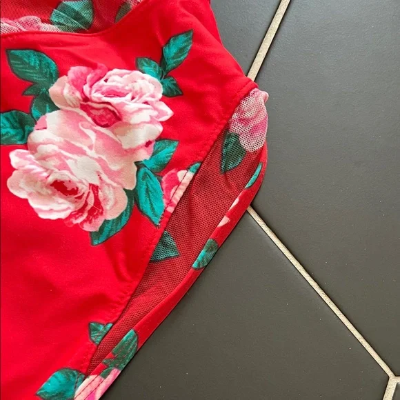 Betsey Johnson mesh bodice Off-Shoulder Swimsuit size small - Picture 8 of 13